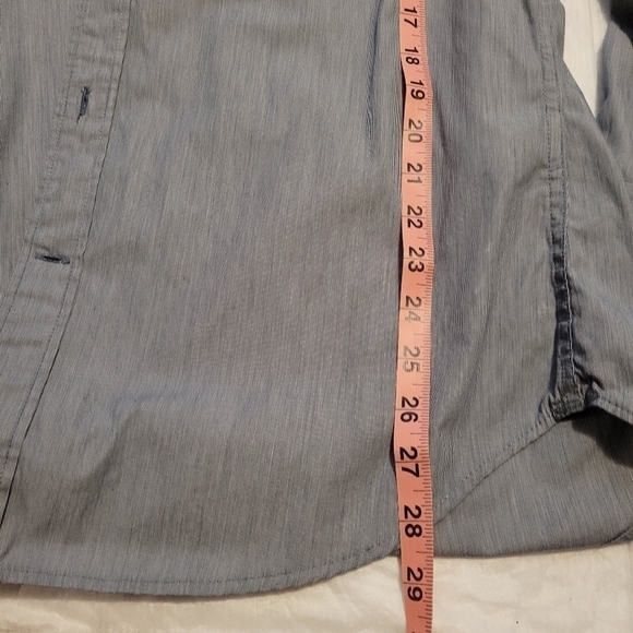 Banana Republic Men's Size Large Button Up Shirt - Picture 8 of 10